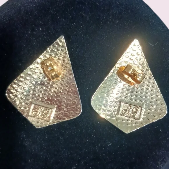 SOLD Vintage Cloisonne Floral Earrings by Sea Gems SG - Picture 6 of 11